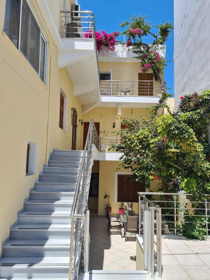 Avra Rooms Karpathos Exterior foto